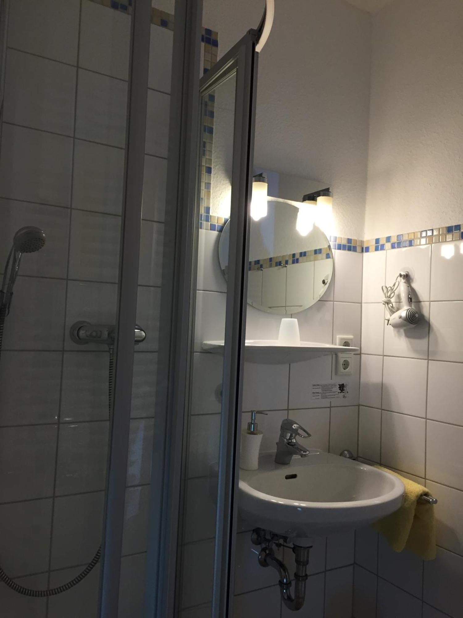 Thermen Hotel Pension Villa Holstein Bad Salzuflen Bilik gambar