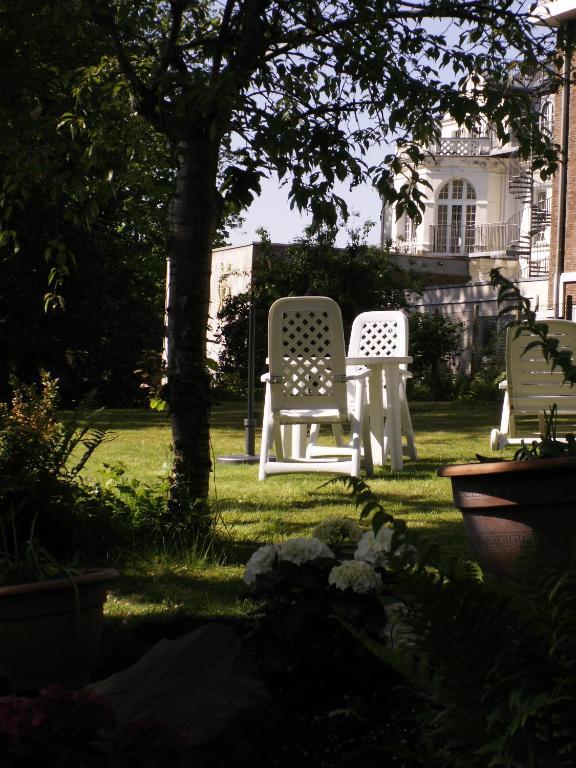 Thermen Hotel Pension Villa Holstein Bad Salzuflen Luaran gambar